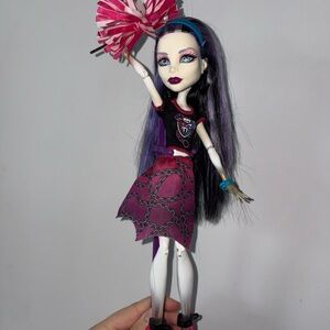 Monster High Doll - Spectra - Ghoul Spirit 2013